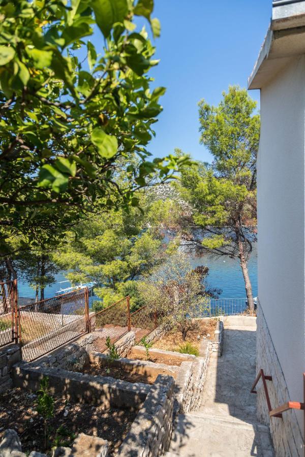 House Andrea Lastovo Exterior foto